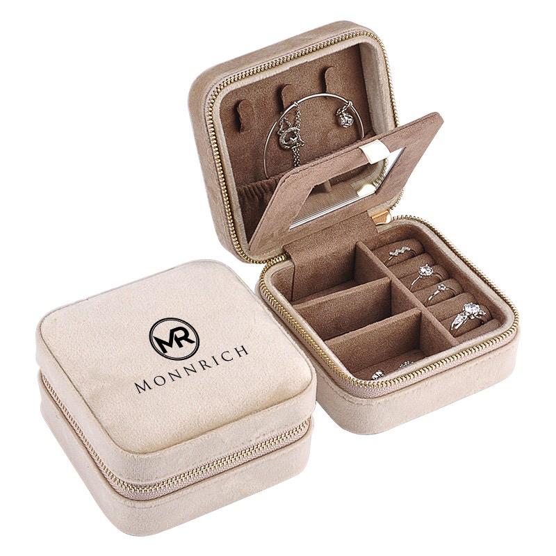 B16B1B5A-6DA4-4A03-B954-C714723A98C3